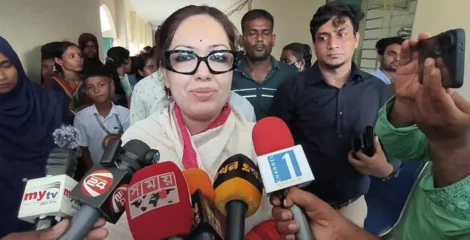শেখ হাসিনার দেশে ফেরা নিয়ে যা বললেন রুমিন ফারহানা