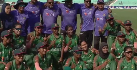 পাকিস্তানকে গুঁড়িয়ে ফাইনালে বাংলাদেশ